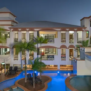 https://regal-port-douglas.cairnshotels4all.com