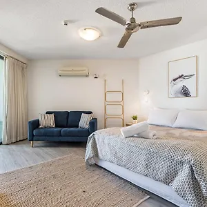 https://coolum-beachside-studio.hotelssunshinecoast.net